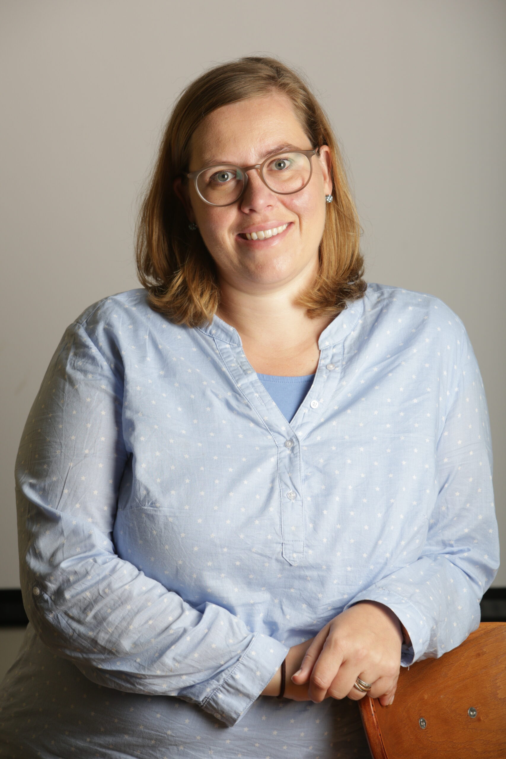 A photo of a woman